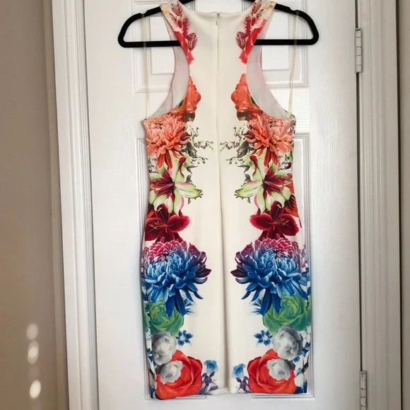 White Foral Dress - Picture 5 of 8